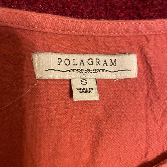 Small Polagram Coral Flowy Blouse - Picture 3 of 4